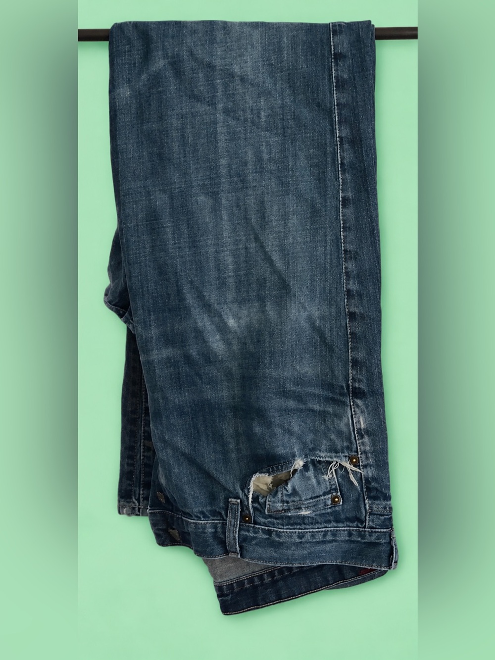 MENS 7 FOR ALL MANKIND VINTAGE DISTRESSED RELAXED-FIT BUTTON-FLY JEANS - SIZE 33